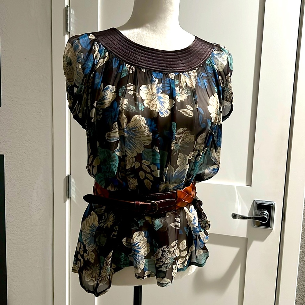 100% silk Gibson Anthropology blouse. Size small